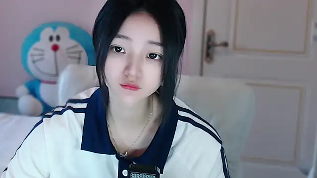 Snapshot of xiao-xiao-D chatting on 8, 3, 2025 xiao-xiao-D online show from 8, 3, 2025