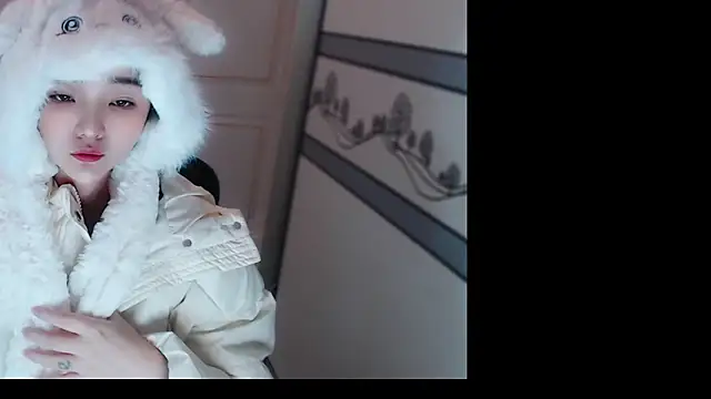 Snapshot of xiao-xiao-D chatting on 17, 11, 2025 xiao-xiao-D online show from 17, 11, 2025