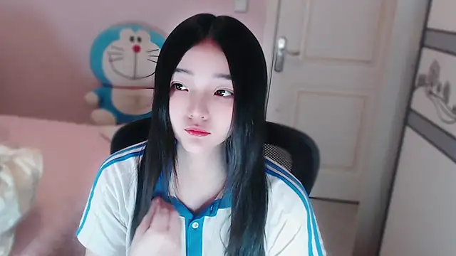 Snapshot of xiao-xiao-D chatting on 18, 11, 2025 xiao-xiao-D online show from 18, 11, 2025