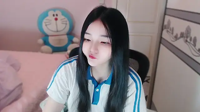 Snapshot of xiao-xiao-D chatting on 21, 12, 2025 xiao-xiao-D online show from 21, 12, 2025