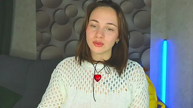 Cute smile sharon online show from 26, 1, 2025