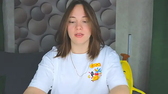 Cute smile sharon online show from 20, 2, 2025