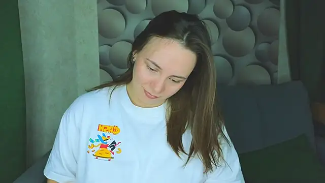 Cute smile sharon online show from 20, 9, 2025