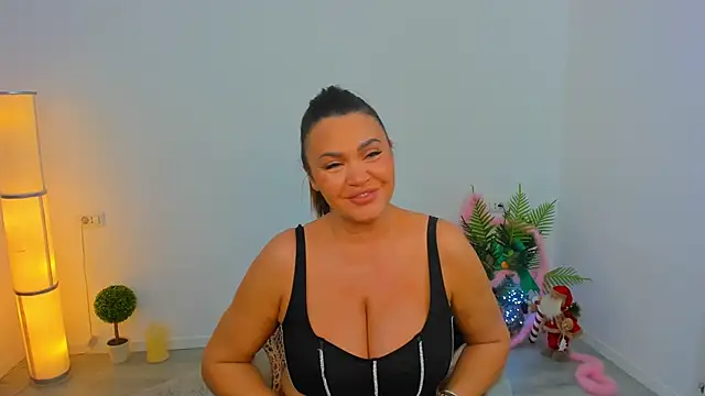 Aileen Stone online show from 2, 12, 2025