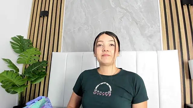Samantha Good online show from 25, 6, 2026