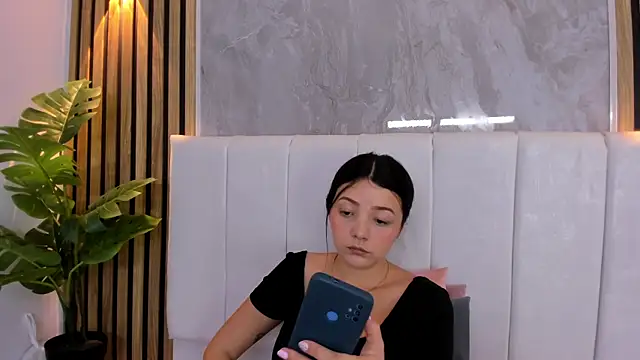 Samantha Good online show from 28, 6, 2026