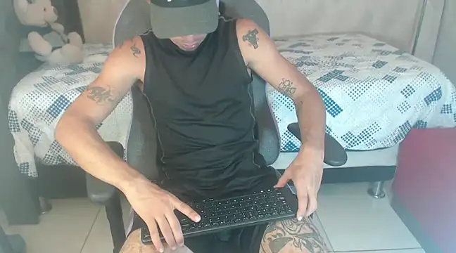 san dirtyboy18 online show from 23, 12, 2024