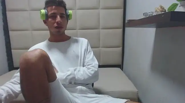 san dirtyboy18 online show from 22, 2, 2025