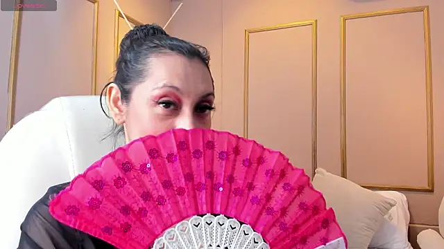 Snapshot of PerlaPreciosa chatting on 7, 10, 2025 PerlaPreciosa online show from 7, 10, 2025