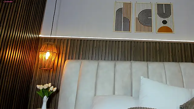 PerlaPreciosa online show from 1, 4, 2026