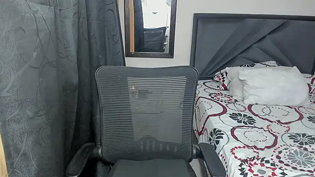 Snapshot of natalia5560 chatting on 14, 5, 2026 natalia5560 online show from 14, 5, 2026