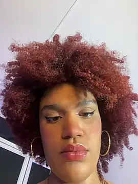 Snapshot of loladupont chatting on 3, 7, 2026 loladupont online show from 3, 7, 2026