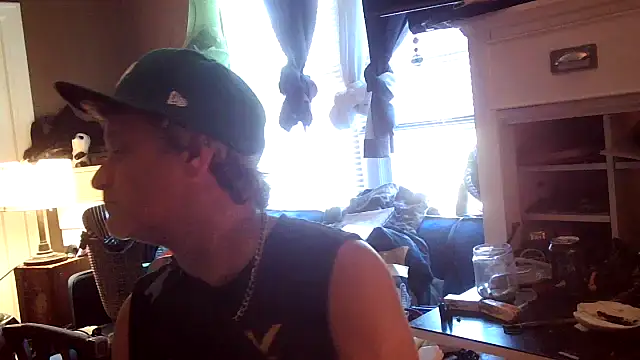 Snapshot of SilverandFox chatting on 12, 9, 2025 SilverandFox online show from 12, 9, 2025