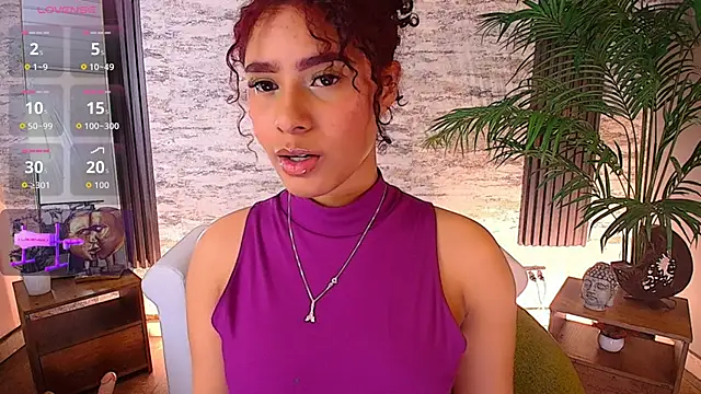 charlottee white online show from 13, 11, 2025