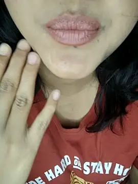 Riya Stream01 online show from 9, 3, 2025