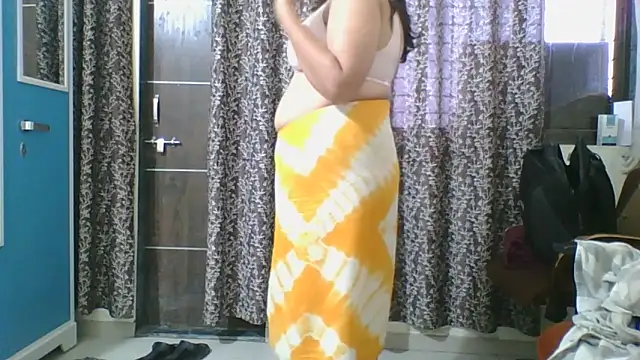 Snapshot of Riya_Stream01 chatting on 29, 3, 2026 Riya Stream01 online show from 29, 3, 2026