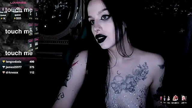 Snapshot of alexx_succubus chatting on 5, 3, 2025 alexx succubus online show from 5, 3, 2025