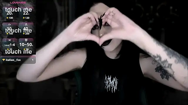 Snapshot of alexx_succubus chatting on 6, 3, 2025 alexx succubus online show from 6, 3, 2025