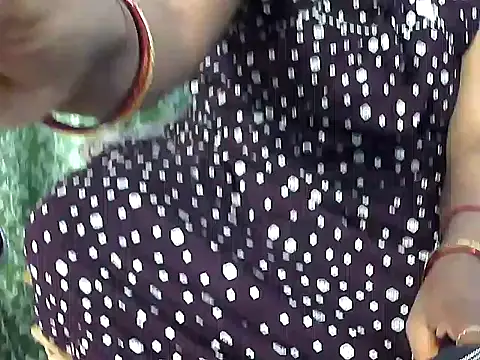 Snapshot of telugu_indhu_0001 chatting on 16, 9, 2025 telugu indhu 0001 online show from 16, 9, 2025