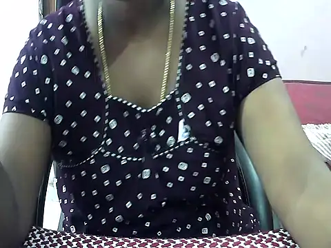 Snapshot of telugu_indhu_0001 chatting on 11, 6, 2026 telugu indhu 0001 online show from 11, 6, 2026