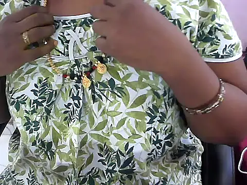 Snapshot of telugu_indhu_0001 chatting on 22, 6, 2026 telugu indhu 0001 online show from 22, 6, 2026