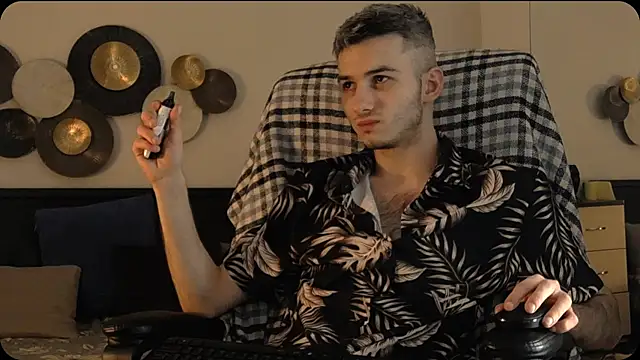 Snapshot of Devin_Jay chatting on 13, 1, 2026 Devin Jay online show from 13, 1, 2026