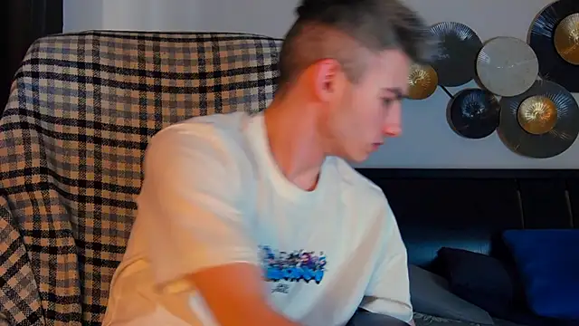 Snapshot of Devin_Jay chatting on 1, 2, 2026 Devin Jay online show from 1, 2, 2026