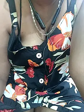 Tamilbigboobie online show from 6, 3, 2025