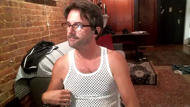 Johnny Bottoms online show from 15, 9, 2025