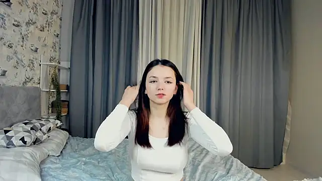 LilianGrindle online show from 14, 1, 2025