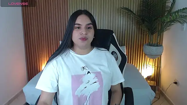 Snapshot of maite_saens_ chatting on 9, 1, 2025 maite saens online show from 9, 1, 2025