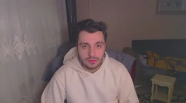 handsomeee04 online show from 10, 2, 2025