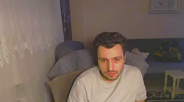 handsomeee04 online show from 18, 2, 2025