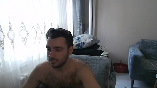 handsomeee04 online show from 10, 5, 2026