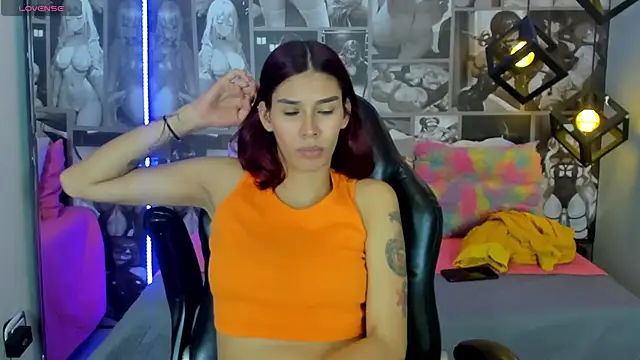 Snapshot of Nicole_Angels_ chatting on 31, 12, 2024 Nicole Angels online show from 31, 12, 2024