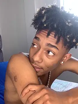 Snapshot of Boy_cock18 chatting on 25, 12, 2024 Boy cock18 online show from 25, 12, 2024