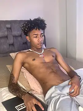 Snapshot of Boy_cock18 chatting on 15, 1, 2025 Boy cock18 online show from 15, 1, 2025