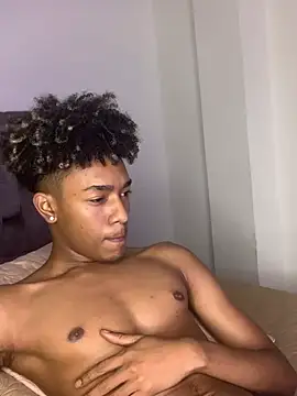 Snapshot of Boy_cock18 chatting on 16, 1, 2025 Boy cock18 online show from 16, 1, 2025