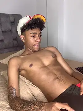 Snapshot of Boy_cock18 chatting on 17, 1, 2025 Boy cock18 online show from 17, 1, 2025