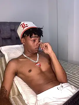 Snapshot of Boy_cock18 chatting on 18, 2, 2025 Boy cock18 online show from 18, 2, 2025