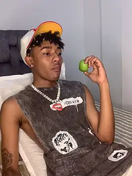 Snapshot of Boy_cock18 chatting on 18, 2, 2025 Boy cock18 online show from 18, 2, 2025