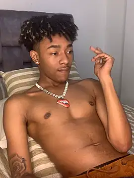 Snapshot of Boy_cock18 chatting on 5, 3, 2025 Boy cock18 online show from 5, 3, 2025