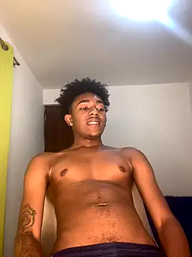 Snapshot of Boy_cock18 chatting on 27, 11, 2025 Boy cock18 online show from 27, 11, 2025