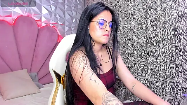 Snapshot of morgan_reds chatting on 8, 2, 2025 morgan reds online show from 8, 2, 2025