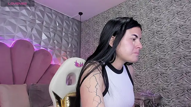 Snapshot of morgan_reds chatting on 26, 2, 2025 morgan reds online show from 26, 2, 2025