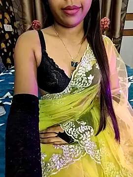Snapshot of Little__Lia chatting on 6, 3, 2025 Little Lia online show from 6, 3, 2025