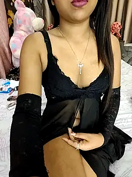 Snapshot of Little__Lia chatting on 12, 11, 2025 Little Lia online show from 12, 11, 2025