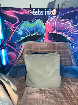 Snapshot of Tata-Ink chatting on 23, 11, 2025 Tata-Ink online show from 23, 11, 2025