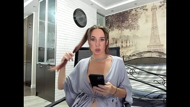 One of the girls online show from 27, 9, 2025