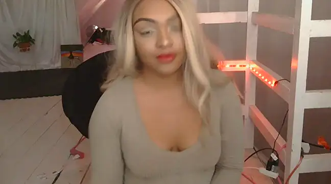 jaslenelovely online show from 8, 1, 2025
